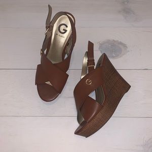 Guess wedges